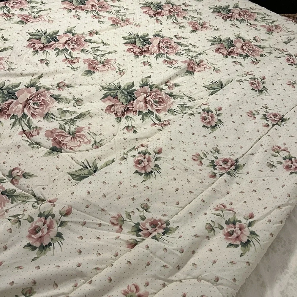 Vtg 90s Romantic English Country Quilted Reverse King Comforter Rose Dot Ruffle